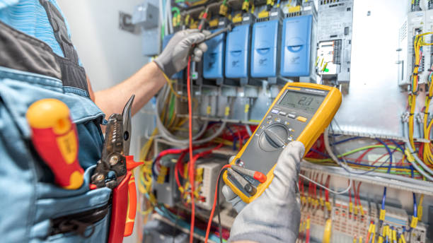 Best Affordable Emergency Electrician  in Omao, HI